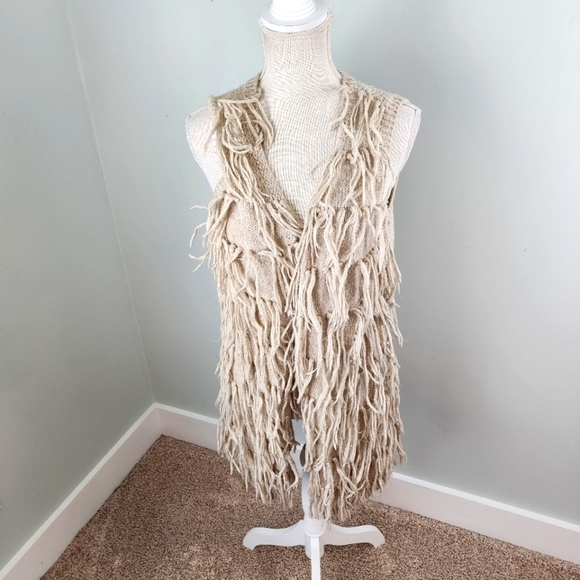 H&M Beige Shaggy Tassel Boho Hippy Festival Long Open Fringe Sweater Size Small - Picture 4 of 11